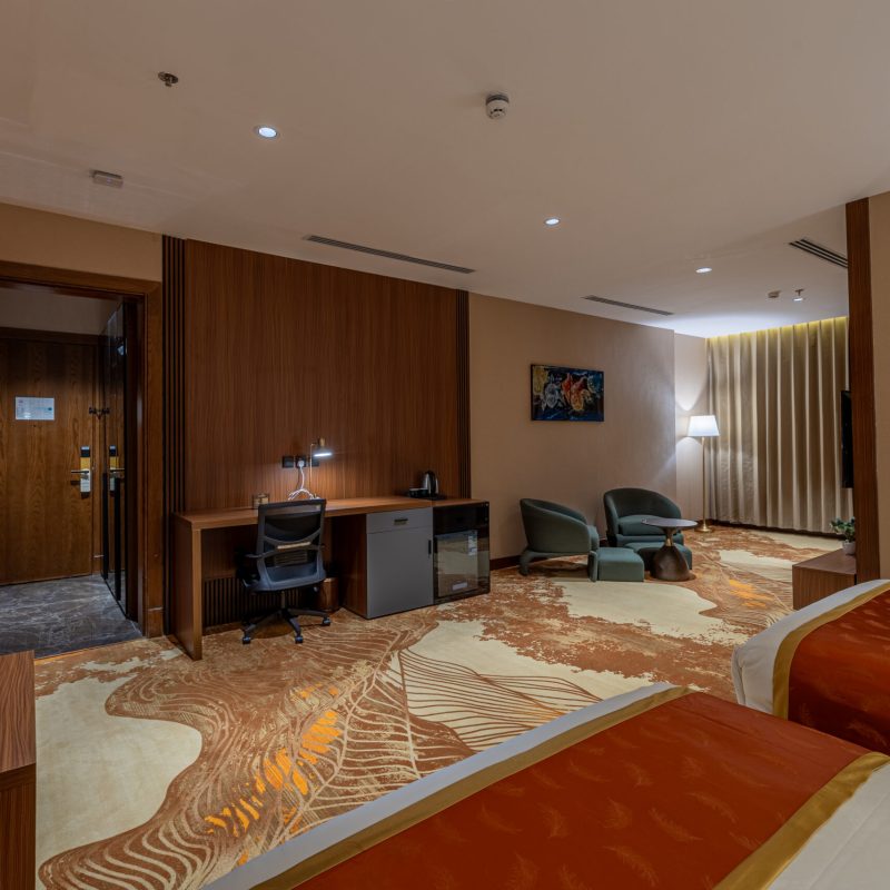 393A0899-HDR